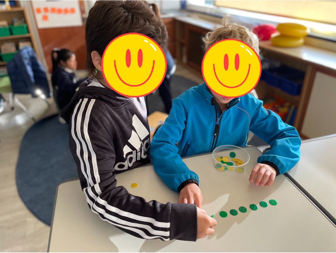 tracedug's tweet photo. S’s working on the Locker Problem in G4 unit 1. Love how the S’s make sense of the the problem in different ways - drawings, counters, cards… @IllustrateMath https://t.co/0SLJbcNveW