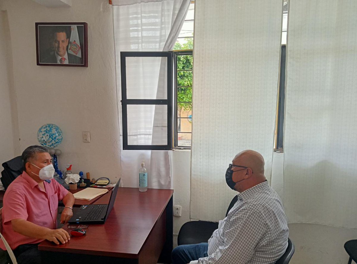 JtoledoLuis's tweet photo. Para cumplir los procesos de planeación de los municipios, los Módulo de Coordinación para el Desarrollo de #Coplade asesoraron a S. JUAN MIXTEPEC, S. PEDRO EL ALTO Y S. MARCOS ARTEAGA para reclasificar sus obras públicas 2022 en la plataforma de #SISPLADE.
@alejandromurat. https://t.co/aStmPqNDHS