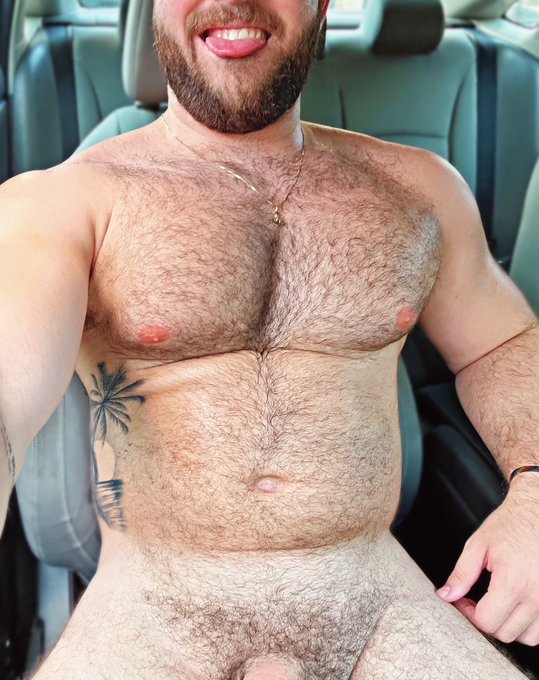 🚘📸😜 https://t.co/QKEkxTejuD