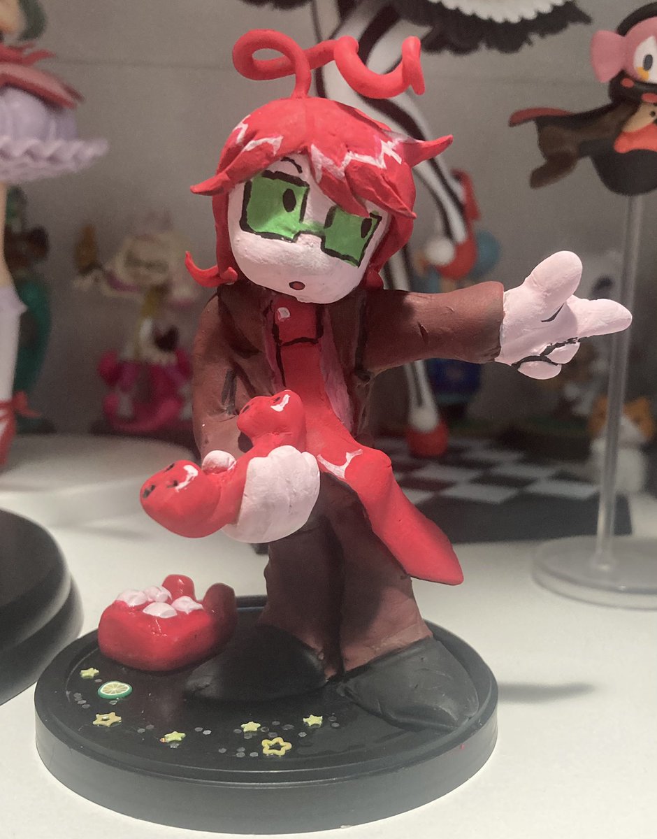New emery figure! He’s made from sculpy and a ben and jerrys lid