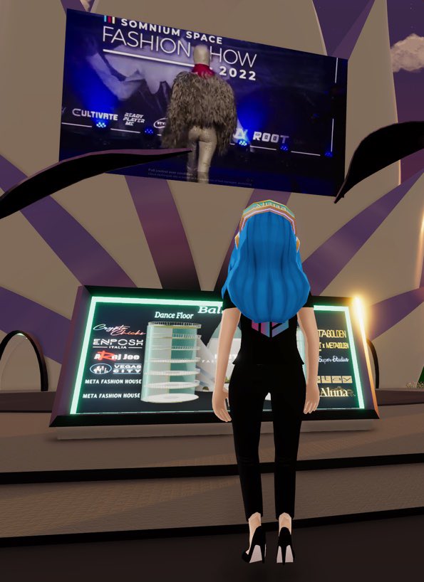 Showing now inside <a href="/decentraland/">Decentraland</a> <a href="/MetaFashionH/">Meta Fashion House</a> ! IRL and digital fashion show !  <a href="/MetaFashionH/">Meta Fashion House</a> @Meta_R00T <a href="/ASychov/">Artur Sychov ᯅ</a> <a href="/SomniumSpace/">Somnium Space</a> play.decentraland.org/?position=-118…