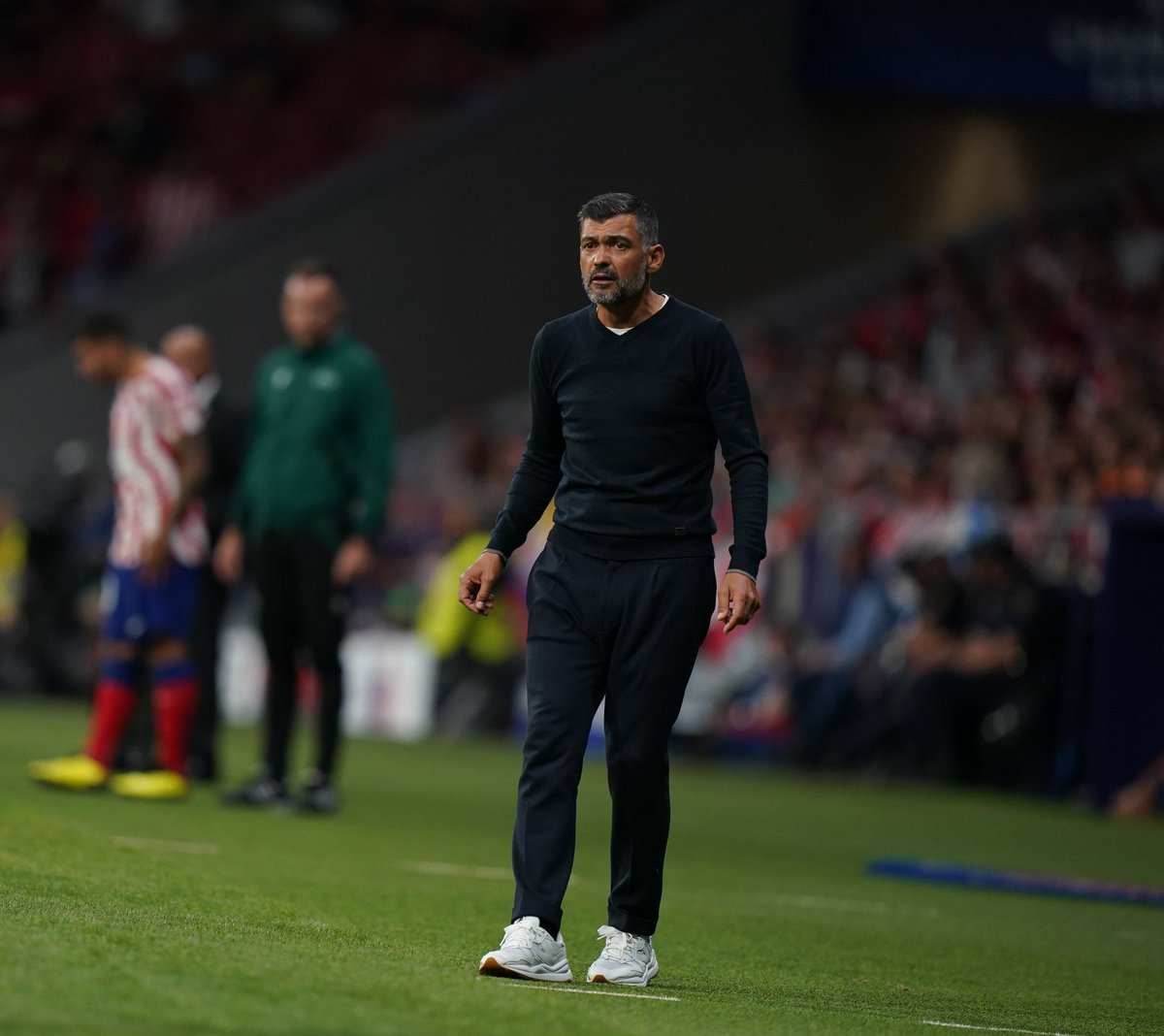 fcportofas19's tweet photo. Sérgio Conceição: 🎙“A nível individual cometemos muitos erros. Não fomos equipa. Otávio? Tive a informação que podia ir a jogo”.
#FCPorto #UCL #FCPCBKV https://t.co/lyVoOEMy6t