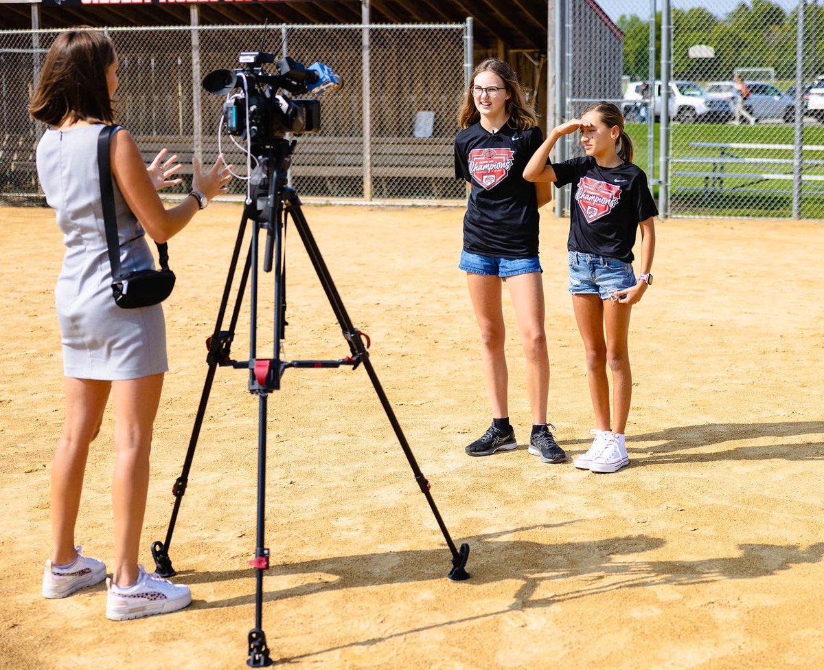 gilbert_schools's tweet photo. The most famous 6th grade softball team in the state, perhaps even the country this week was interviewed by KCCI this afternoon. The story of Gilbert’s championship team coached by ISU football coach Matt Campbell will air Wednesday at 10 pm! #GilbertPride #TigersTogether https://t.co/tG0J1UnrAh