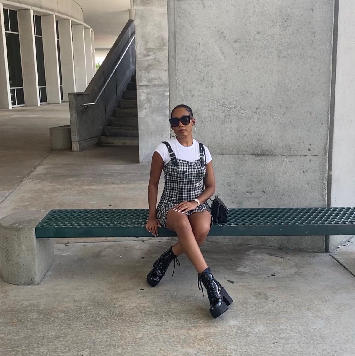BrianalUGC's tweet photo. My recent partnership with Rainbow for their Fall campaign! 🍂 they have some really trendy and affordable pieces and were so nice to work with! You can shop my boots and dress at this link ✨  https://t.co/jS2MczW7Kw https://t.co/5Sfrwau9Q7