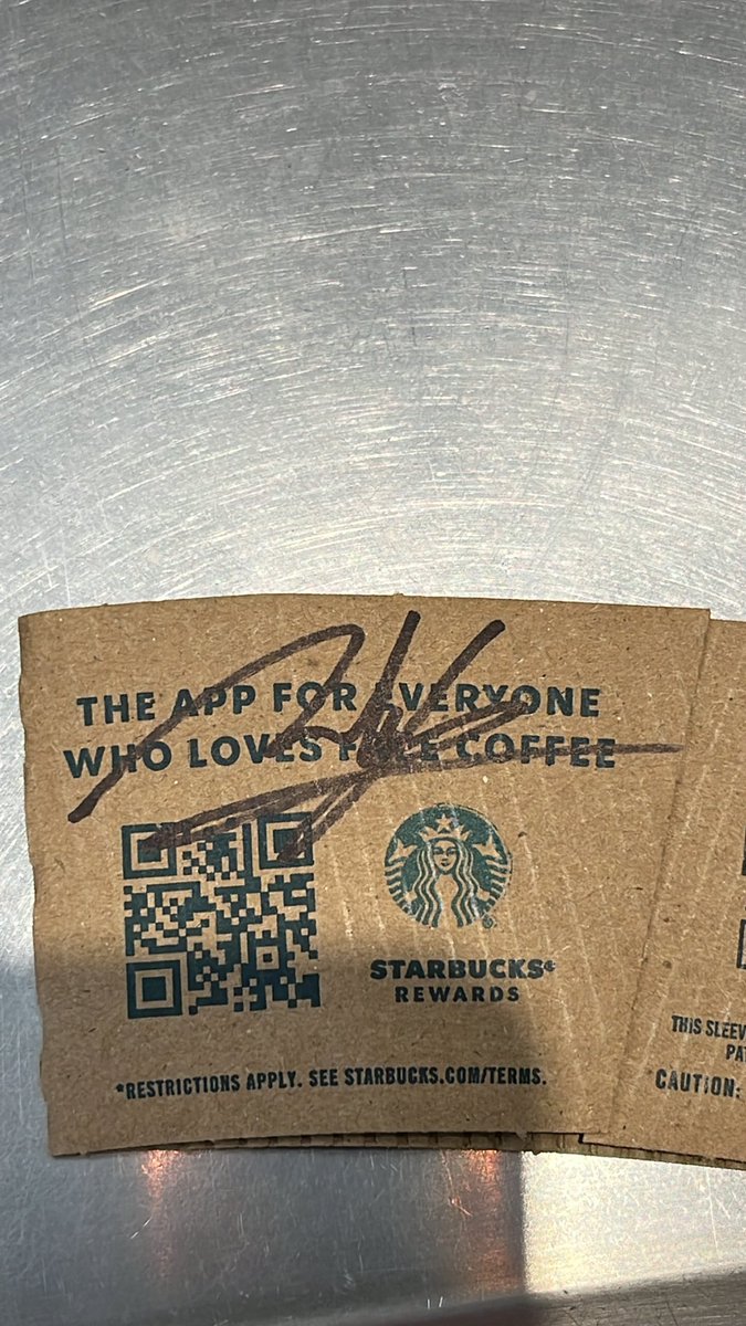 woo223006's tweet image. @marktuan omg. im sorry.