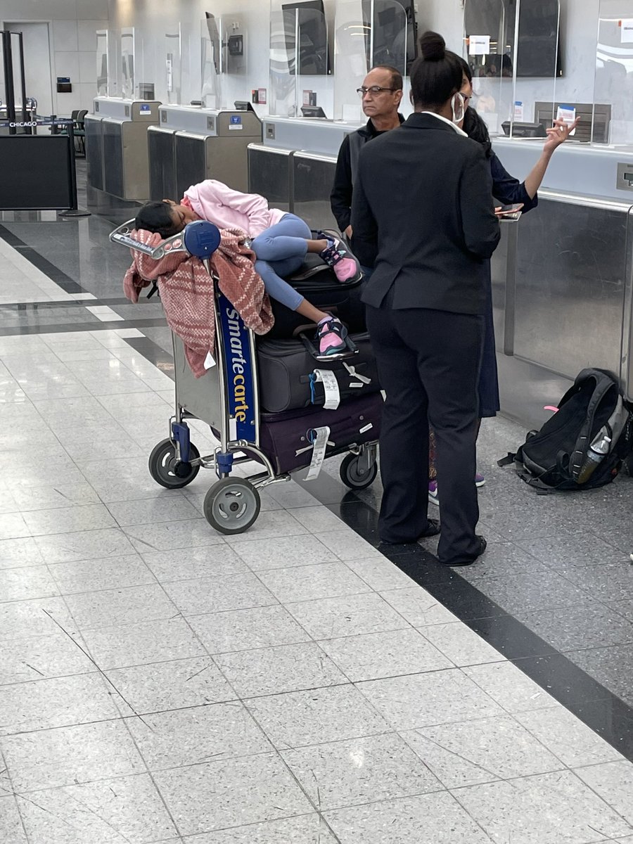 suniljaiman's tweet photo. Honorable minister Sir @JM_Scindia @Gen_VKSingh Honorable Sir @RNTata2000 Respected Officials @airindiain the rescheduled Air India flight AI 126 Chicago-Delhi was canceled the second consecutive day. No water, no food, no wheelchair. People waiting since 9am. https://t.co/Tav7p6N0P4