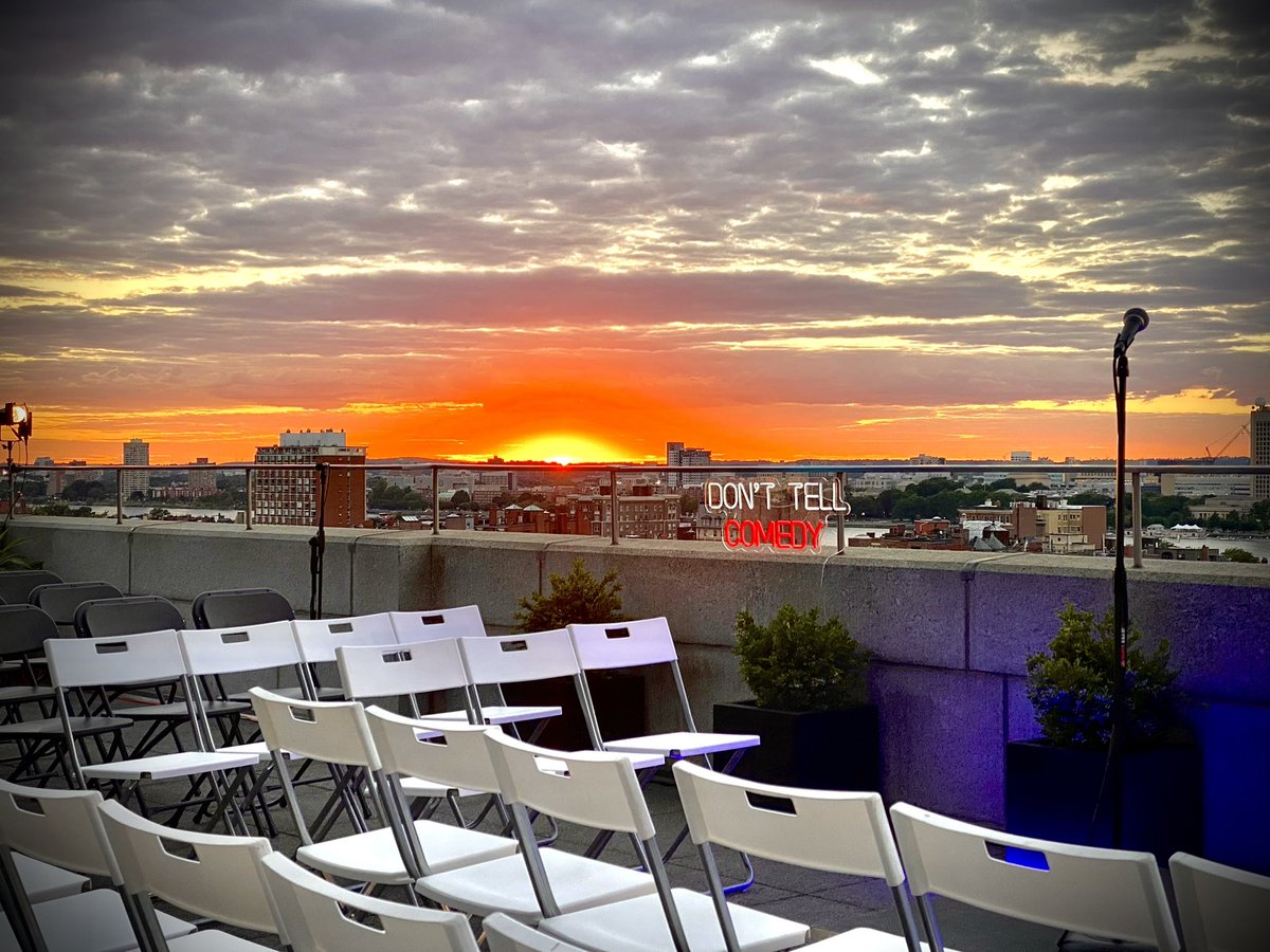 Don't Tell Comedy tweet media