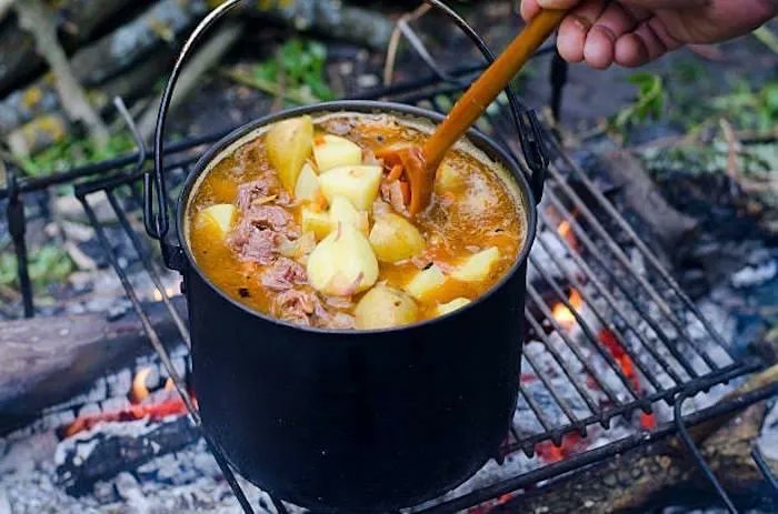 Days will start cooling down… campfire soup anyone? Have a favorite recipe? 🍲

Here's some of ours: buff.ly/3jOPb3T