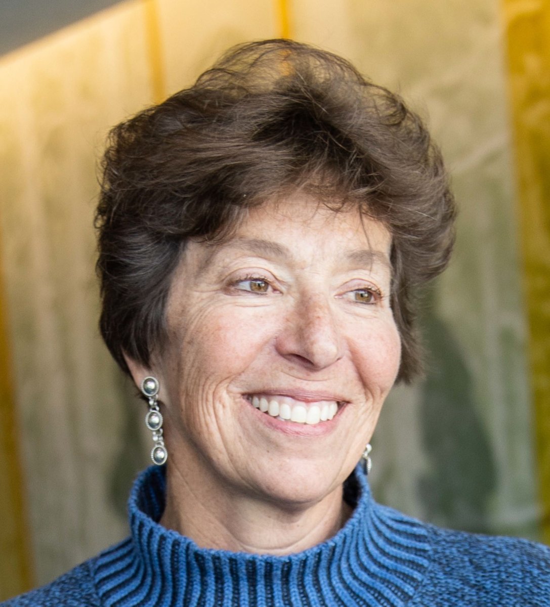 UNMCCON's tweet photo. Welcome #UNMCCON Professor Dr. Anna Schwartz!

Dr. Anna Schwartz is a FNP with an extensive research background on cancer-related fatigue and physical activity/exercise. She has assisted with exercise guidelines and the development of LIVESTRONG at the @ymca.

#Welcome #Faculty https://t.co/iXMcBYKIQA