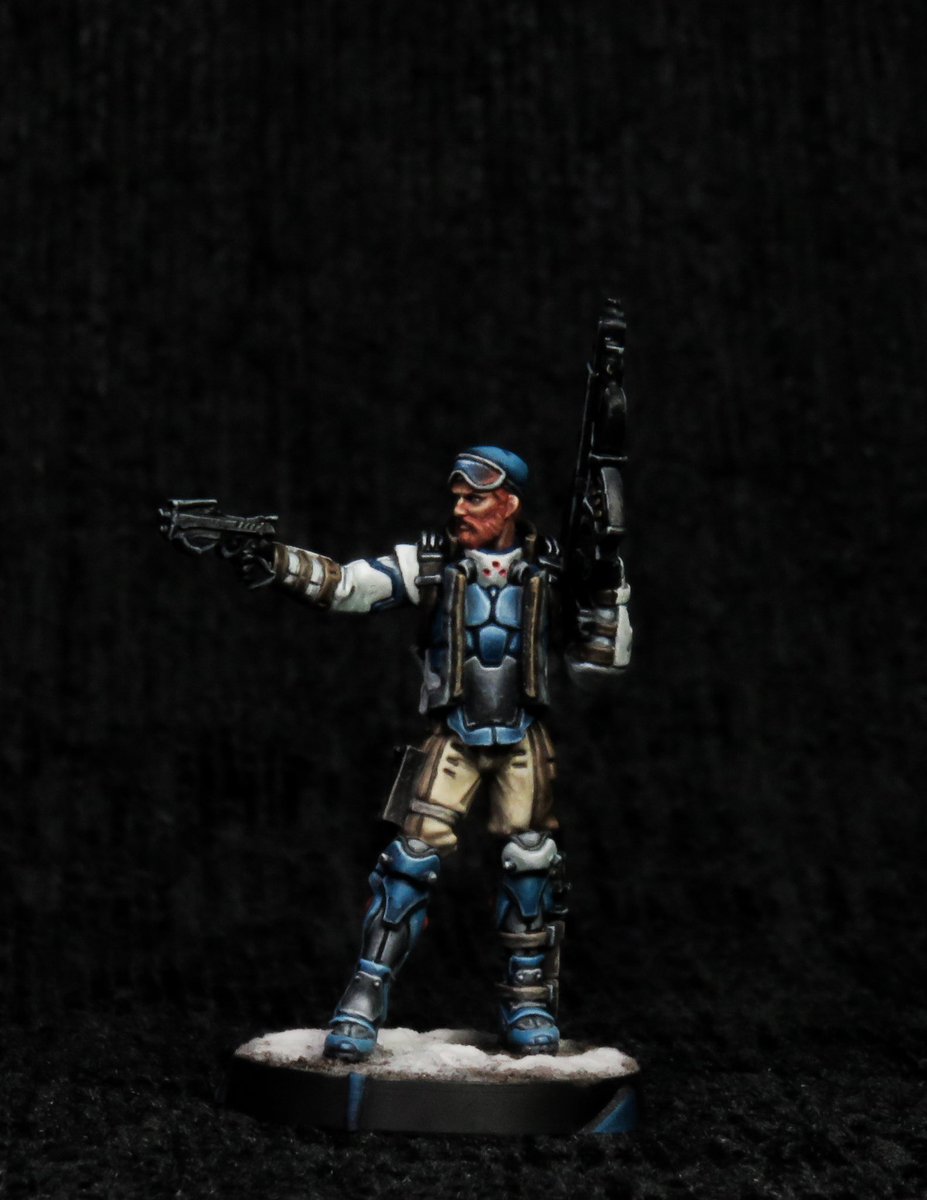 Hope4sun's tweet image. Finally started work on the #panocenia half of the #Operationkaldstrom boxset, still working on taking pics with a black background too 🤗 
Awesome miniatures from @corvusbelli_ @InfinityTheGame 

#infinitycodeone 
#N4