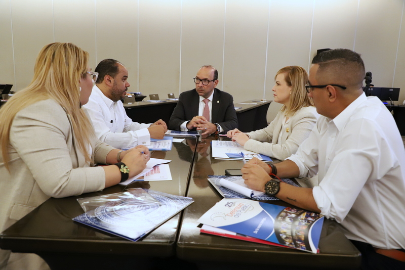 CCPDH1's tweet photo. Procuradores de Derechos Humanos de Centroamérica acuerdan integrar a República Dominicana al consejo

@eleblancg @PDDH_Nicaragua
@PDHgt @PDDHElSalvador @defensoriacr
@CONADEH @Ganhri1 @OmbudsmanFIO https://t.co/sz537LX6FM