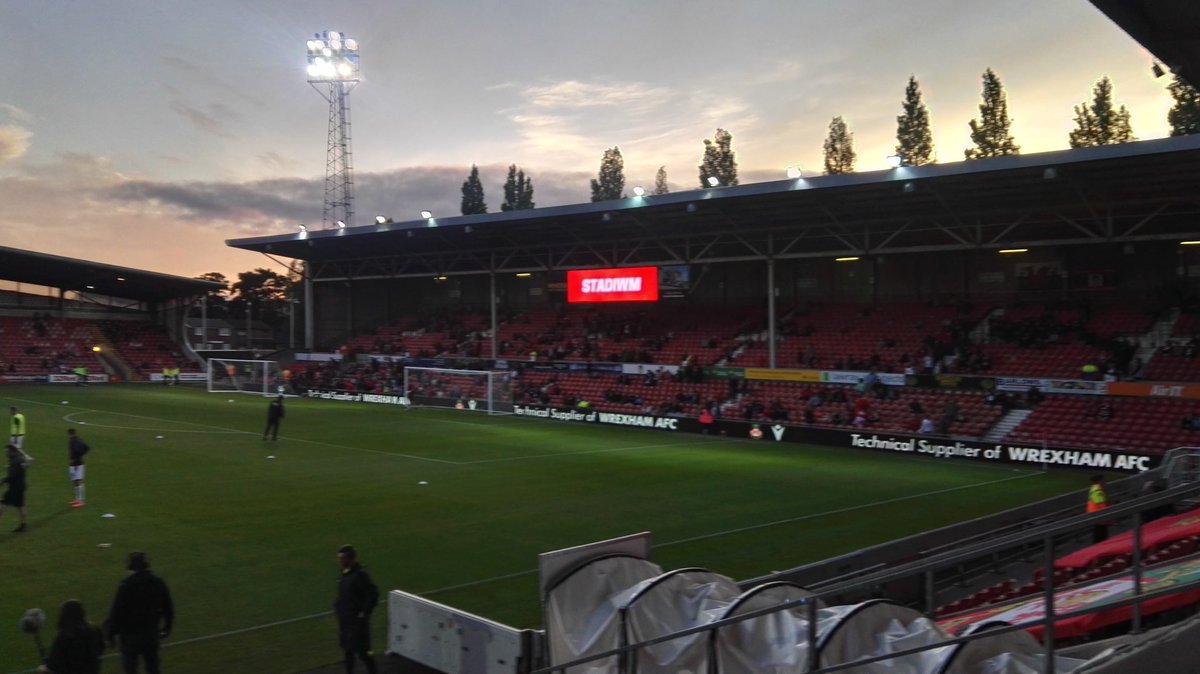 KizWxm's tweet photo. Some champagne football in the first half meant that #WxmAFC had #DagAndRed on the ropes by the interval and we eventually ran out 4-1 winners. Super Paul Mullin and strike partner Ollie Palmer got two apiece but the Reds should have won even more. Nice to have football back. https://t.co/FFEKZRnqek