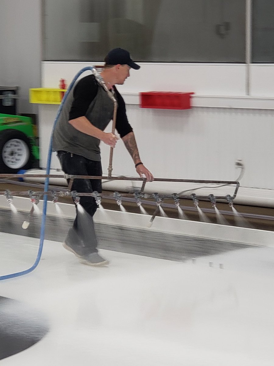 HarryCornbroom's tweet photo. Harry says sorry for the delayed tweet, been busy doing seals! But yesterday @jeticecurling stopped by to put down some of their finest #superwhite3000
Thanks @jasonlids83 for another amazing job!
#totalpro
#icetechlife
#gotime
#gettingcloser https://t.co/Wee8w9POT5