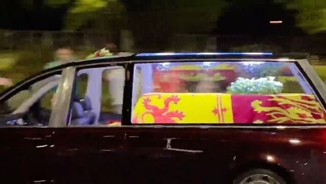 Queen Elizabeth II - Her final journey 🙏✌️💔
______
#queenelizabethii #unitedkingdom #thankyou #restinpeace #godbless instagr.am/reel/Cidm6lBAS…