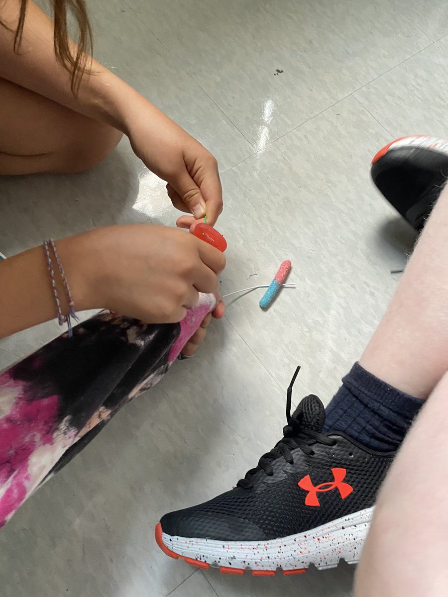 Ms. Monk tweet media