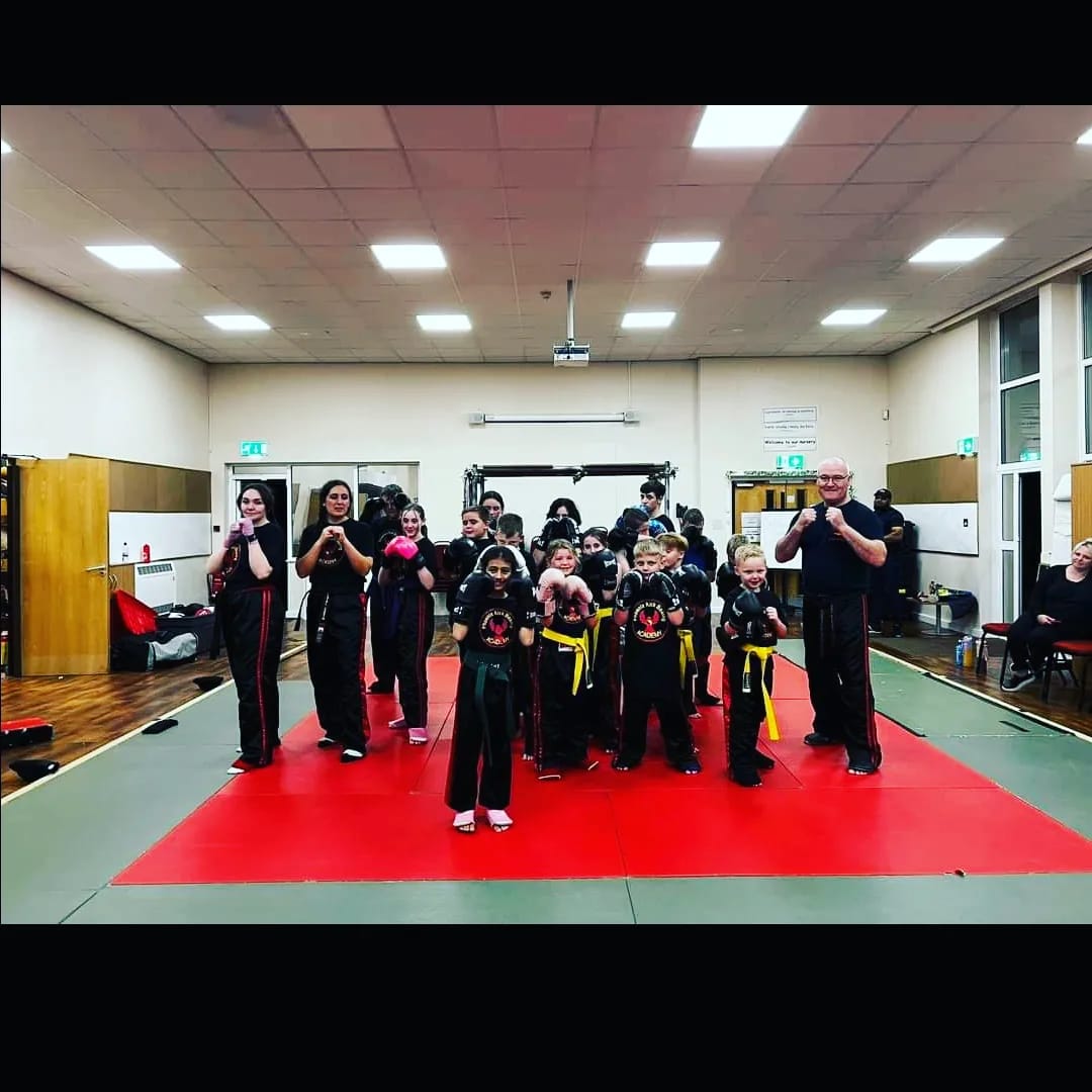 chevysgirl11's tweet photo. My Baby Sister Got her #3rdDan in Kickboxing ❤🙌And Niece Her #2ndBelt 🥰Aww Well done ☺💗 https://t.co/N1sf7RO6mM