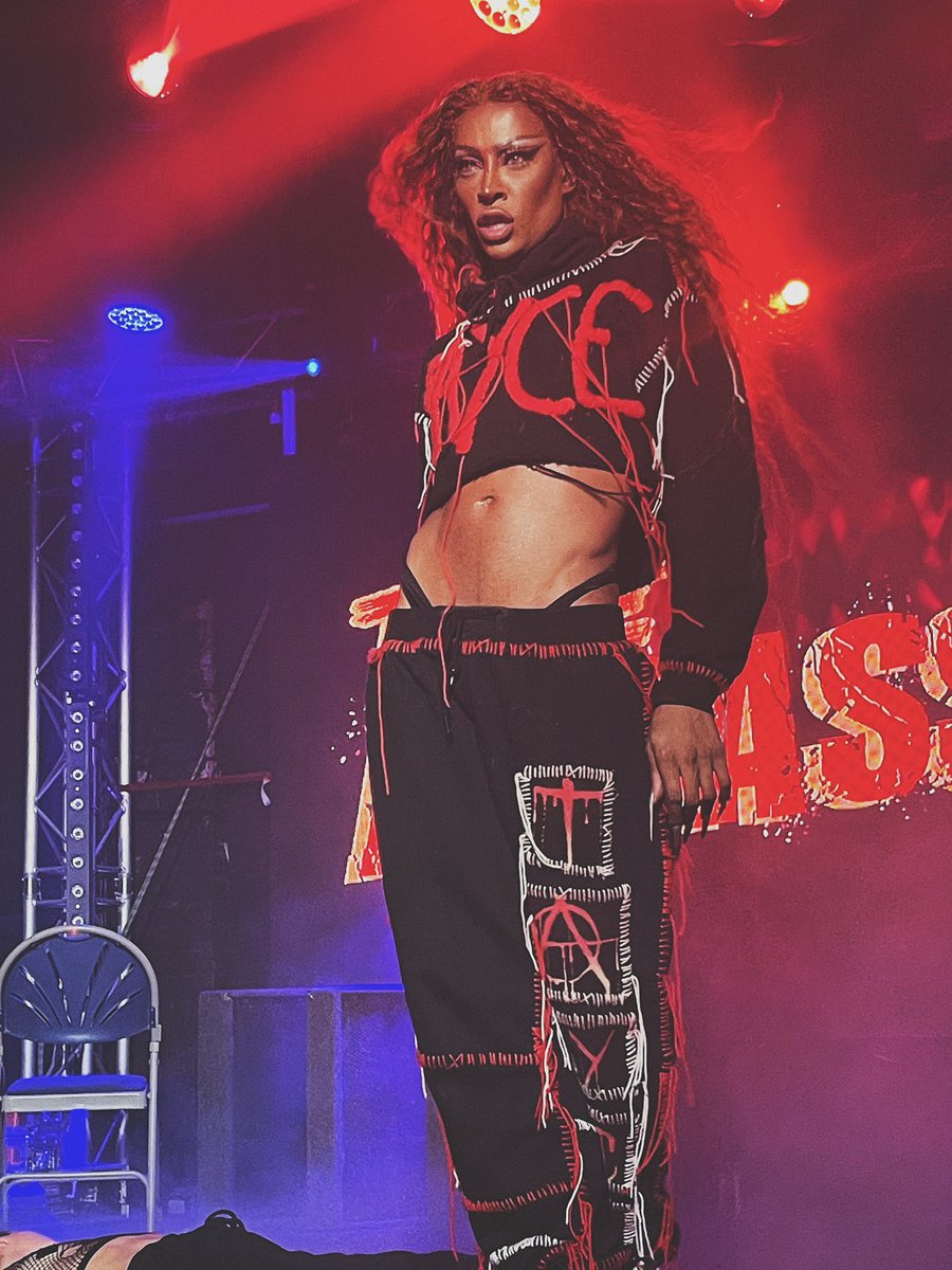 MatthewDogelio3's tweet image. 📸  … Alien Superstar 🩸🗡🔥 @its_tayce #Tayce #TayceAssassinationTour