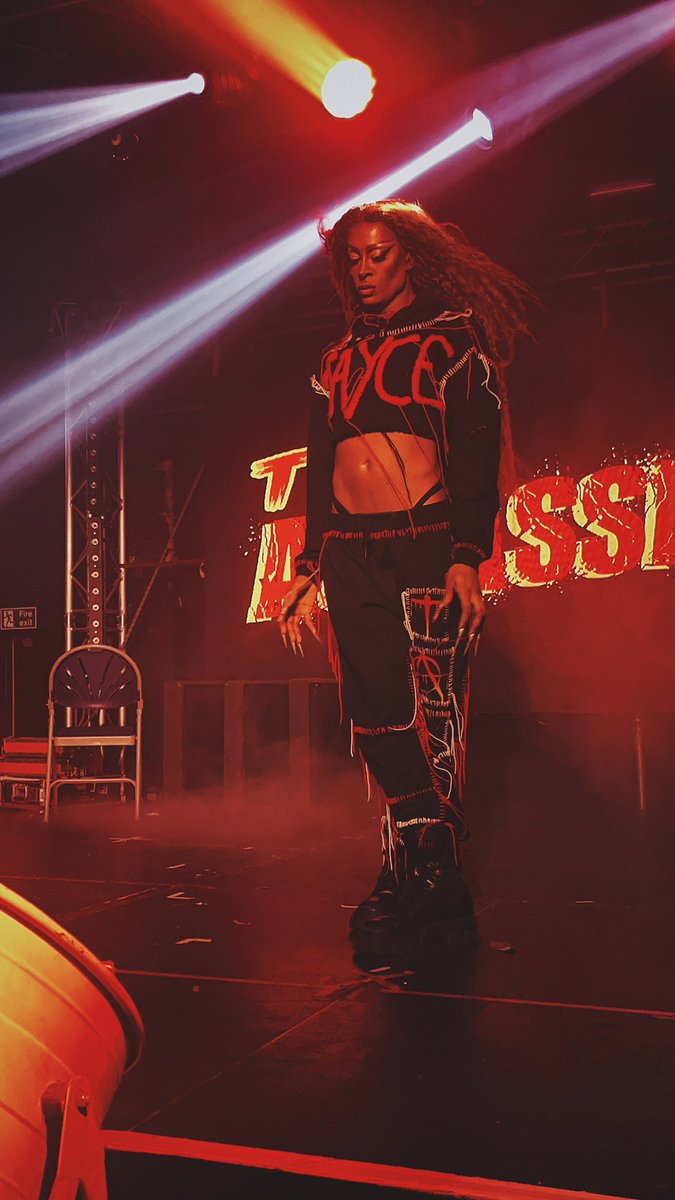 MatthewDogelio3's tweet image. 📸  … Alien Superstar 🩸🗡🔥 @its_tayce #Tayce #TayceAssassinationTour