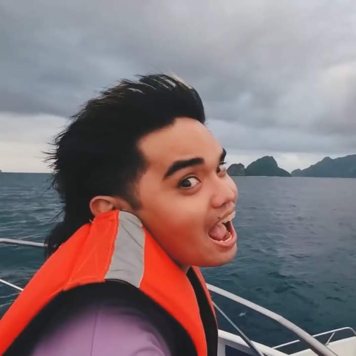 pablo_update's tweet photo. i've been busy sorry but happy birthday to our one and only pinuno! iloveyouuuu @imszmc https://t.co/njocNp1ygM