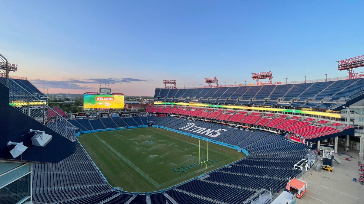 SBJ's tweet photo. ๐ @NissanStadium
@Titans x #SBJSFF โจ https://t.co/llfAwVg1Mc