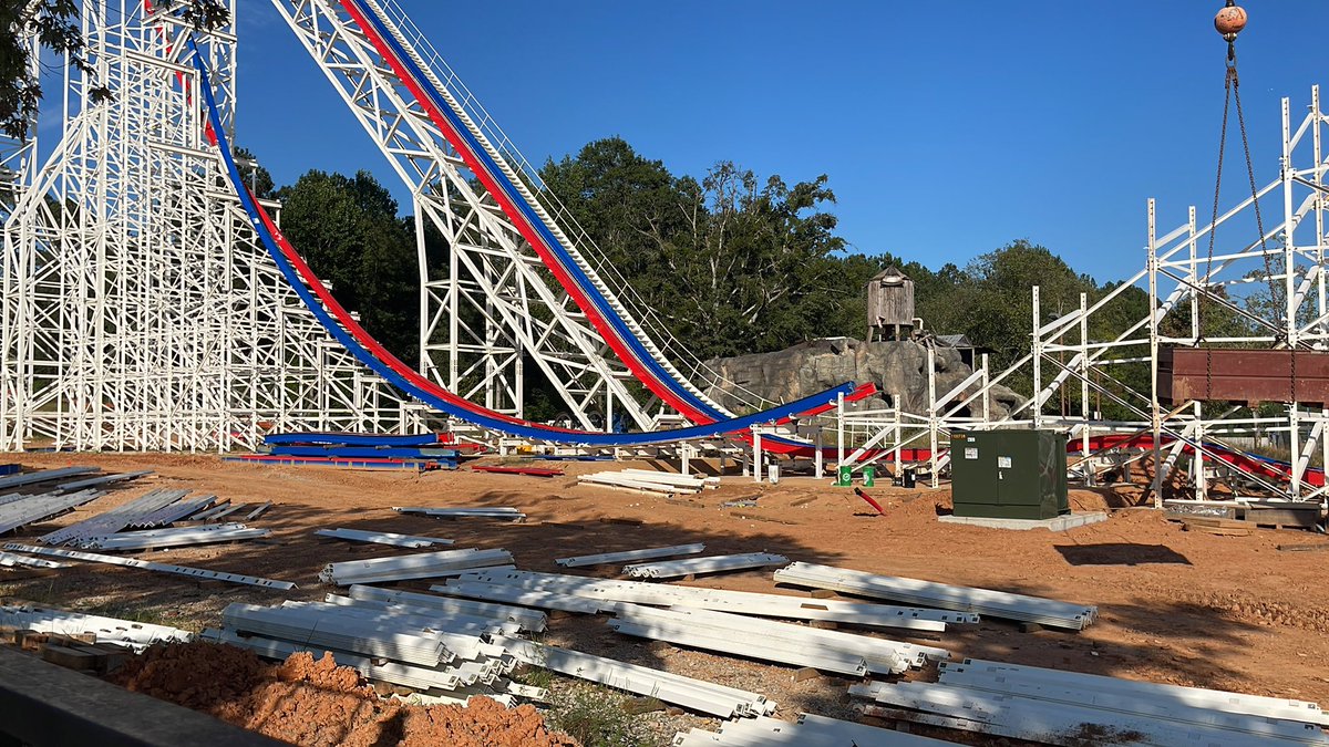 BuckeyeCoaster's tweet image. Wow! That’s my reaction to #ArieForceOne at @FunSpotAtlanta! I got to stop by &amp;amp; see the construction 🚧 progress today &amp;amp; I am beyond excited for this coaster to open! I can’t wait! #FunSpotAtlanta #FunSpotAmerica #RMC