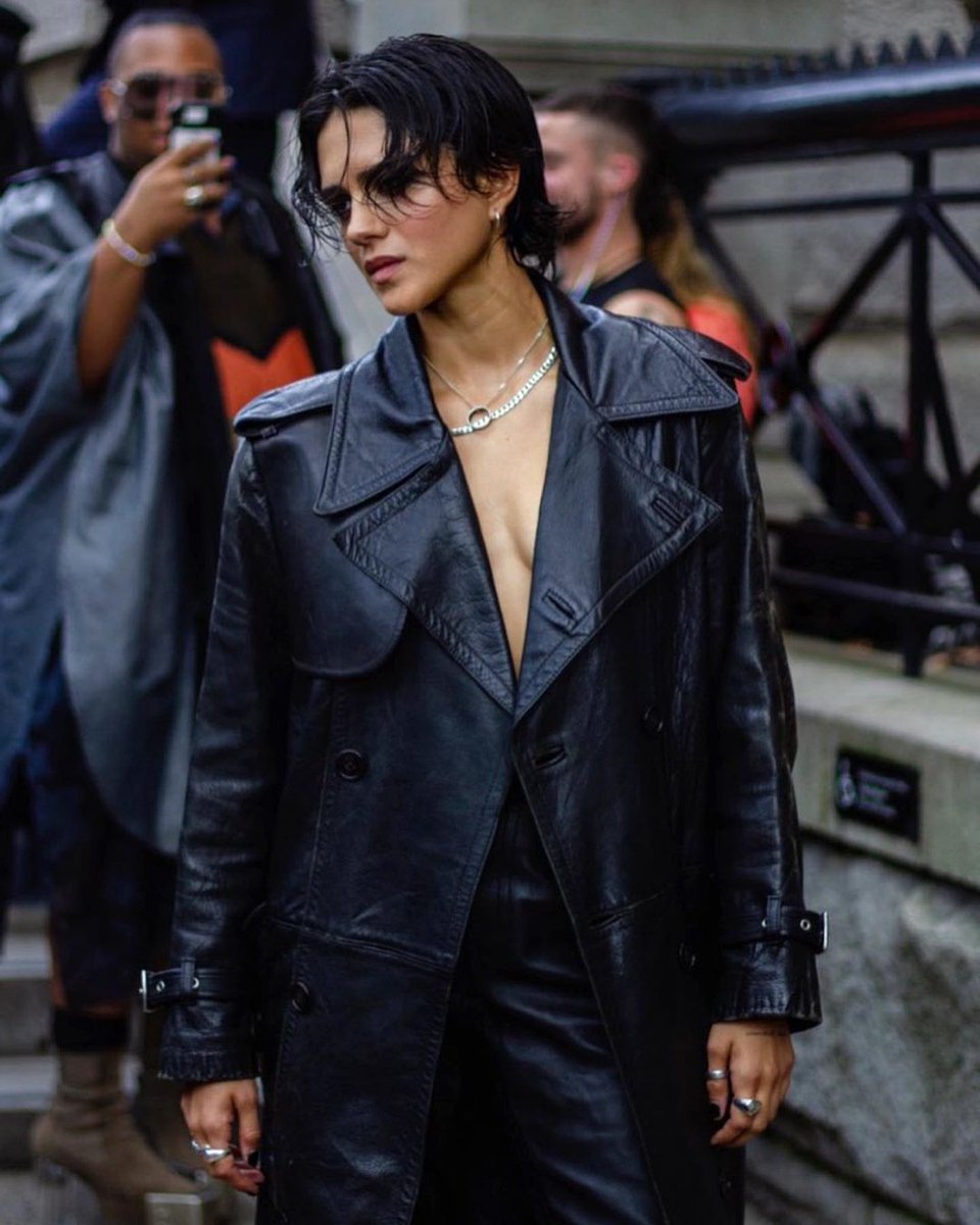 sashacsource's tweet photo. 📸 @SashaCalle via ig: "my first show. thank you for having me @Coach x" https://t.co/ZpXcuCDcfr