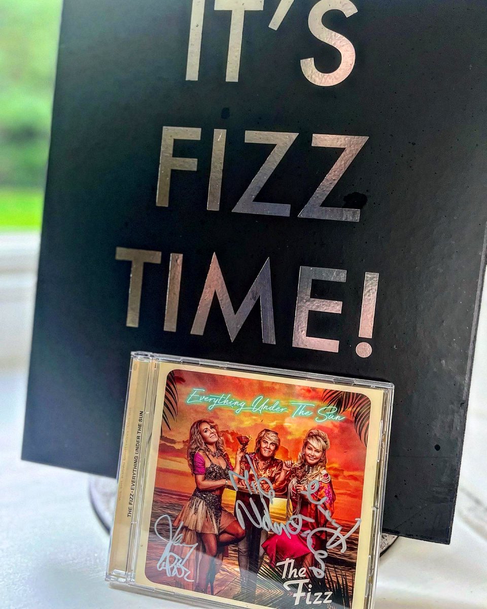 StevieDSinger1's tweet photo. Time to give this a listen #fizztime @TheFizzCMJ @BakerOnIce @Cherylbaker @JayAstonC @mikenolanfizz @MIKE_STOCK_HQ #thefizz #everythingunderthesun https://t.co/qa7qrVK3ff