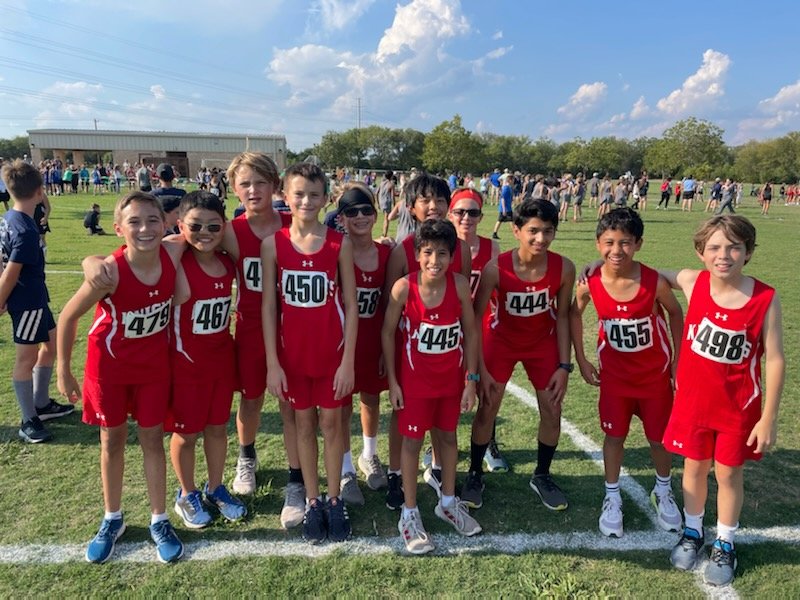 LTMSAthletics's tweet photo. And they're off! https://t.co/lXi6PylvCw