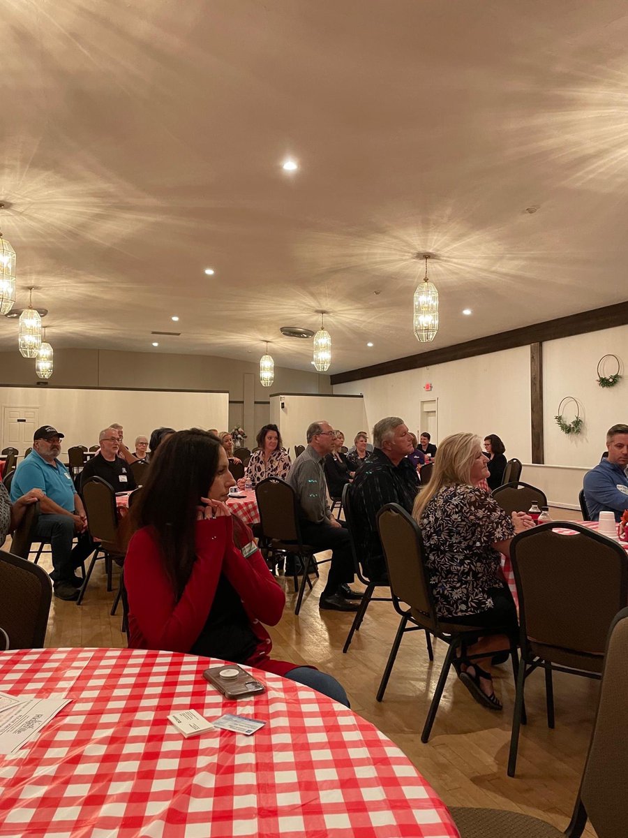 Always great to meet small business leaders at the North Ridgeville Chamber of Commerce. Small businesses are important to our local economy.