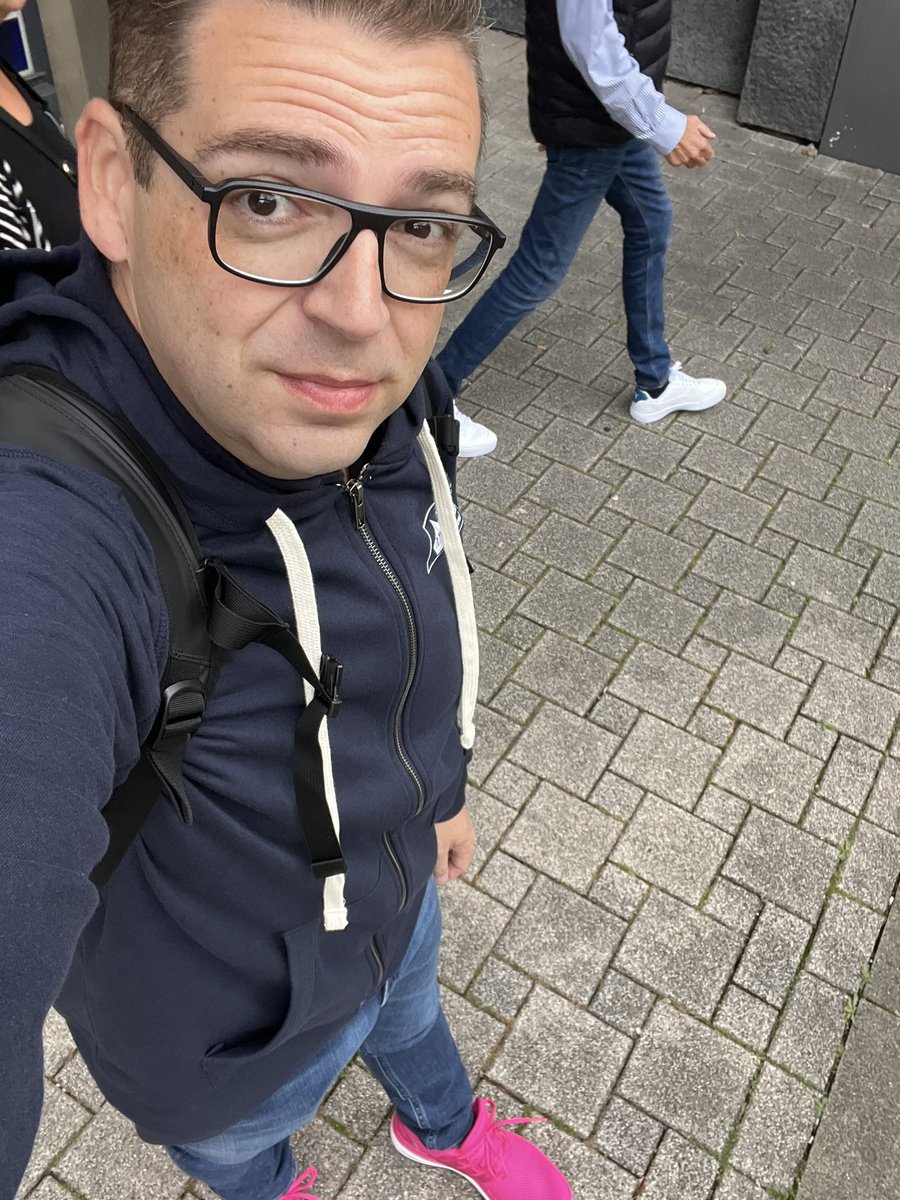 Dino_Bordonaro's tweet photo. Auf dem Weg zur #DigitalX in Köln. Mit im Gepäck habe ich natürlich gebaltes Know How zu #Azure #AzureStack #AzureStackHCI #AzureStackHUB #AzureHybrid, #HybridAzure #AzureArc #Arc

Meine Kollegen von der @MedialineAG und ich freuen uns auf euren Besuch an der Barracuda Bar. 🍺🎉 https://t.co/5WCGyAz0GB