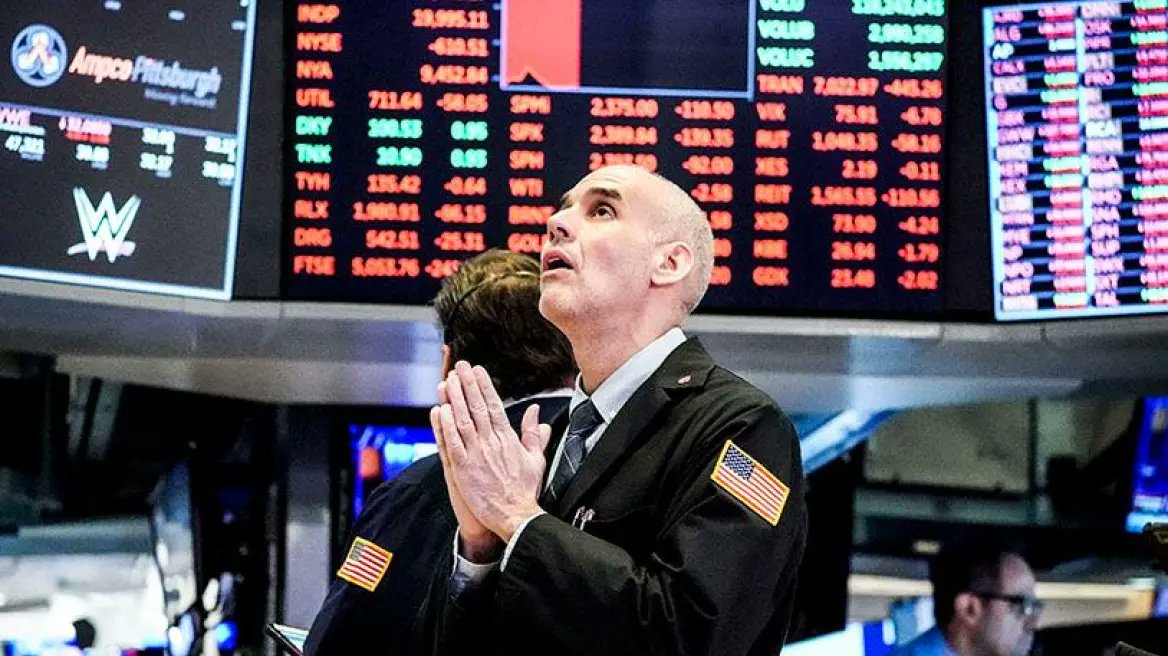 fantomasgr1's tweet photo. Sell οff στη Wall Street - Βαριές απώλειες 1.200 μονάδων για τον Dow Jones - https://t.co/Eurmt3Qz1r https://t.co/s7RZYcvlbW