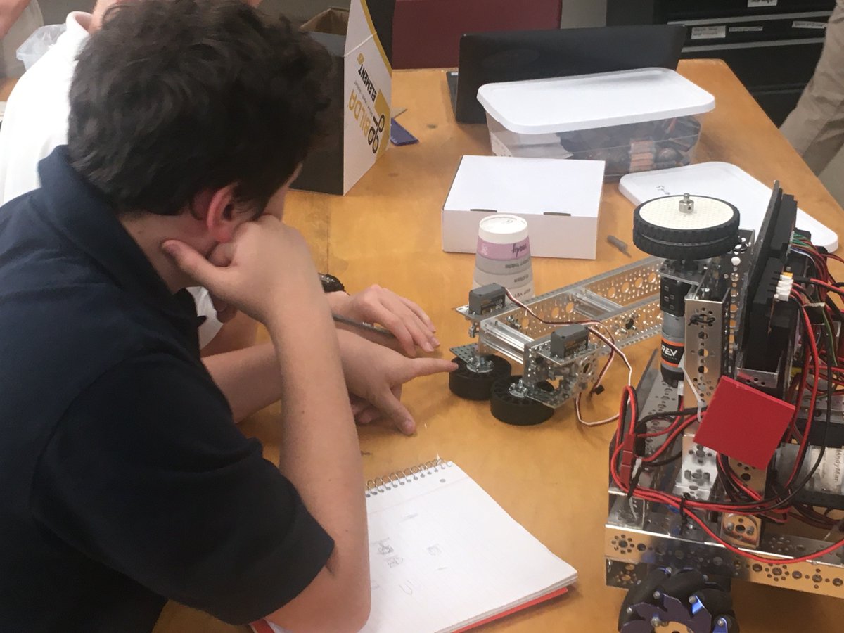 Helias Catholic Robotics tweet media