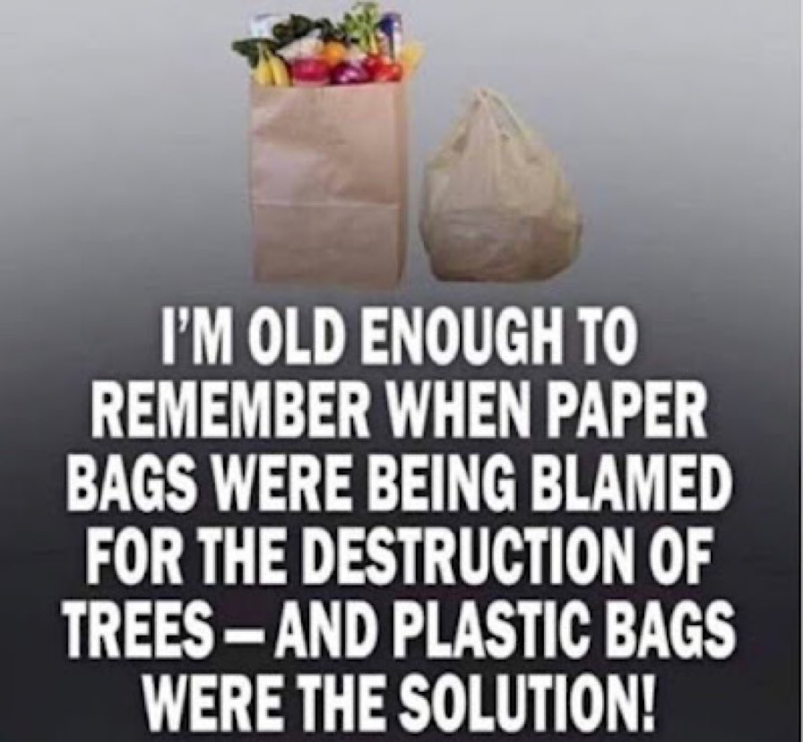 RMLANG's tweet photo. Paper straws will save the world🙄wake up people. https://t.co/vQdTA7f6Q2