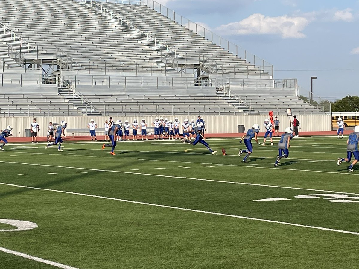 LMS 7th graders playing their first full game! Let’s go Tigers! <a href="/LeanderTigers/">Leander MS</a> <a href="/AthleticsLMS/">Leander Tiger Athletics</a>