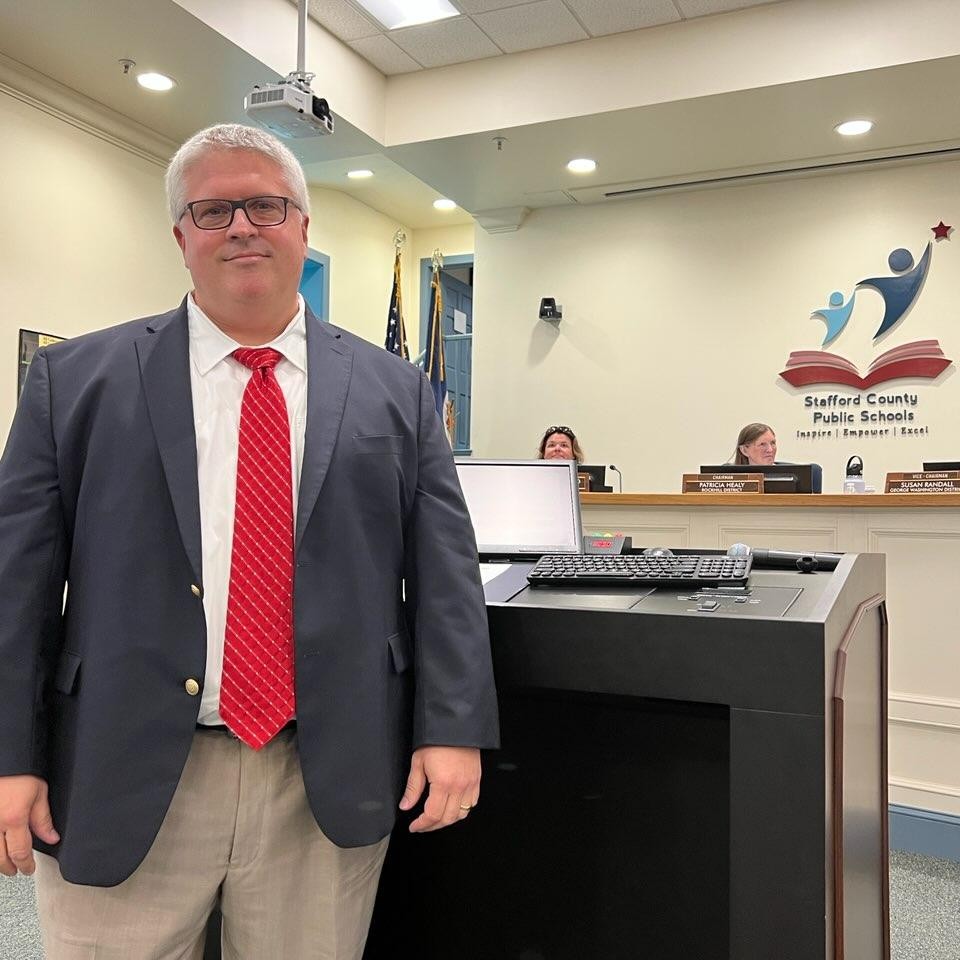 Welcome to the Department of Career and Technical Education, Dr. David Eshelman! 

Dr. David Eshelman is returning home to Stafford County as the new Assistant Director for Career and Technical Education.