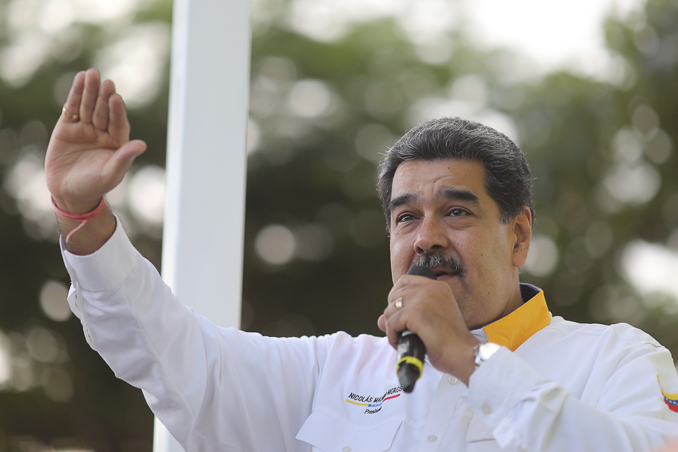 #EnVivo 📹 |  Venezuela será garante de los acuerdos de paz entre el ELN y el gobierno de Colombia 

"Una vez más, Venezuela acepta el carácter de garante de las negociaciones entre el ELN y el Gobierno por la paz de toda Colombia", anunció el Pdte. <a href="/NicolasMaduro/">Nicolás Maduro</a>