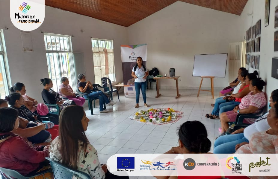 mujertejedora's tweet photo. Escuela de #Género en #PuertoCaicedo 
En un trabajo articulado por las duplas Psicosociales de #Orito, se inició proceso de implementación de la #EscueladeGénero "#Noestássola" en la organización #ASMUN de #PuertoCaicedo. https://t.co/Dbekzpk1xO