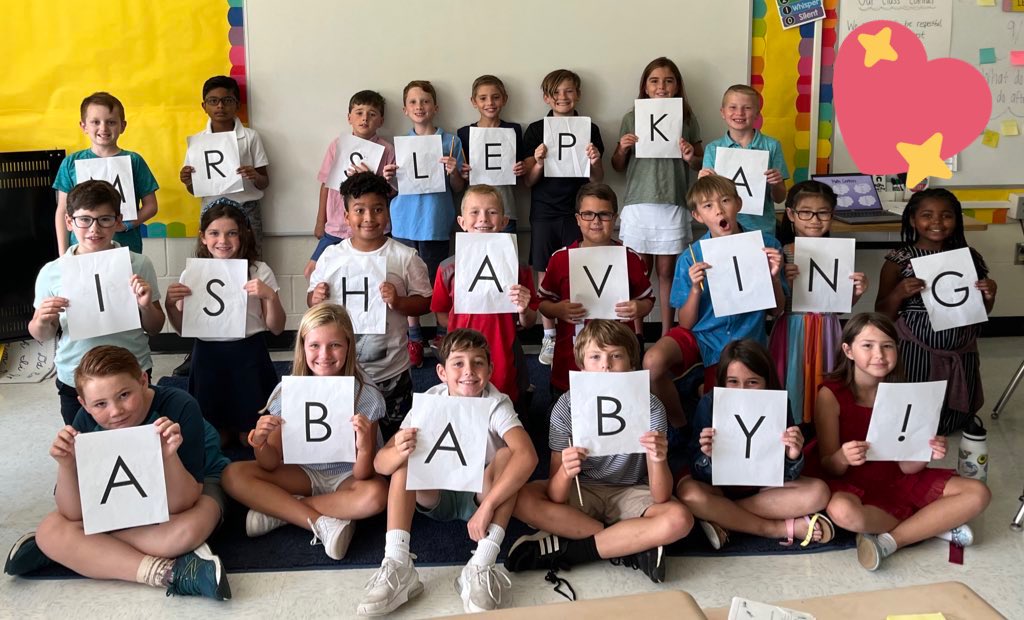 These fourth graders have a special secret to share!💙