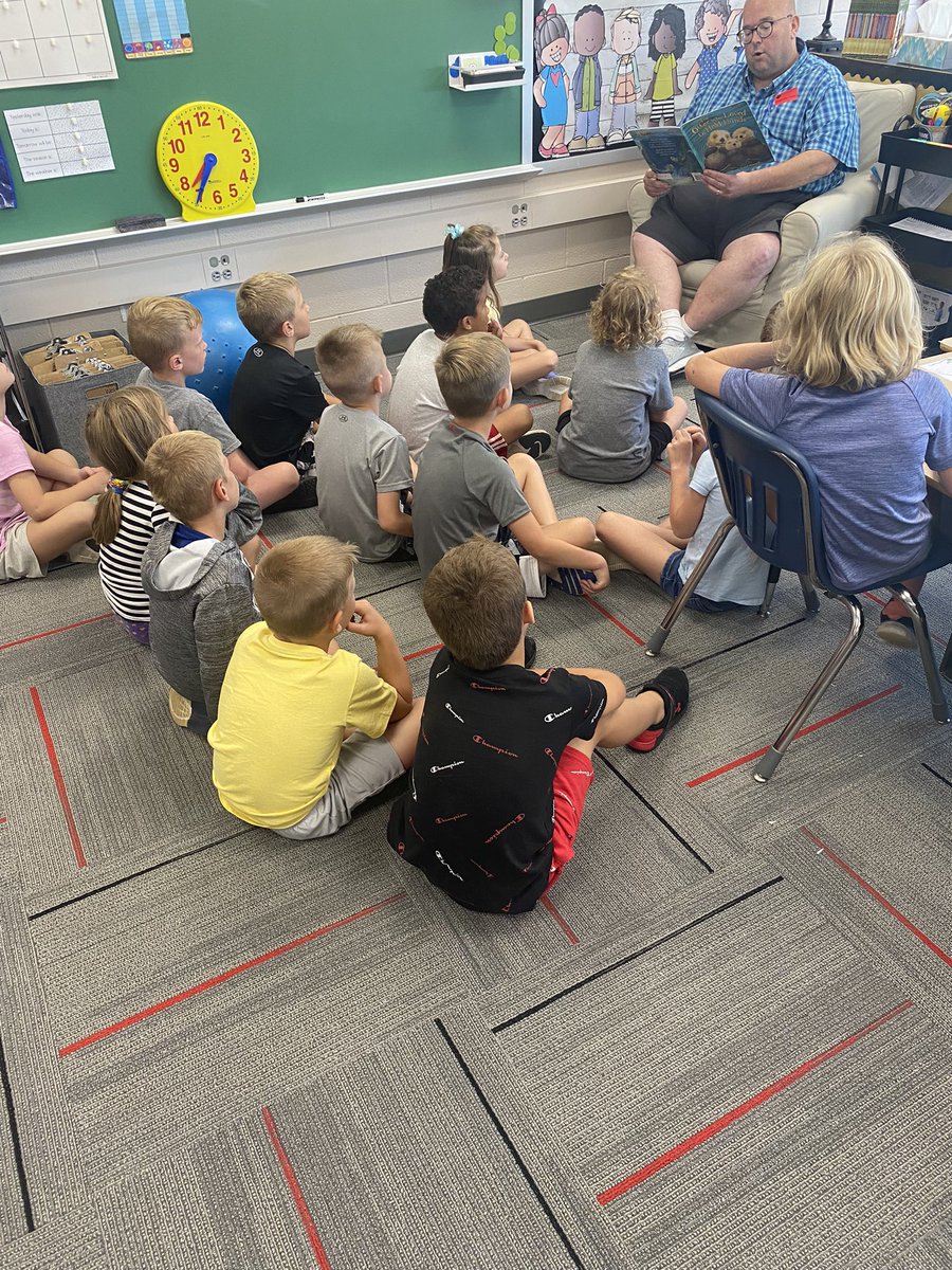 MrsWeldy's tweet photo. We have had 3 mystery readers so far! We are wondering who is going to be next! #mysteryreader https://t.co/ZhQNlIH9Rk