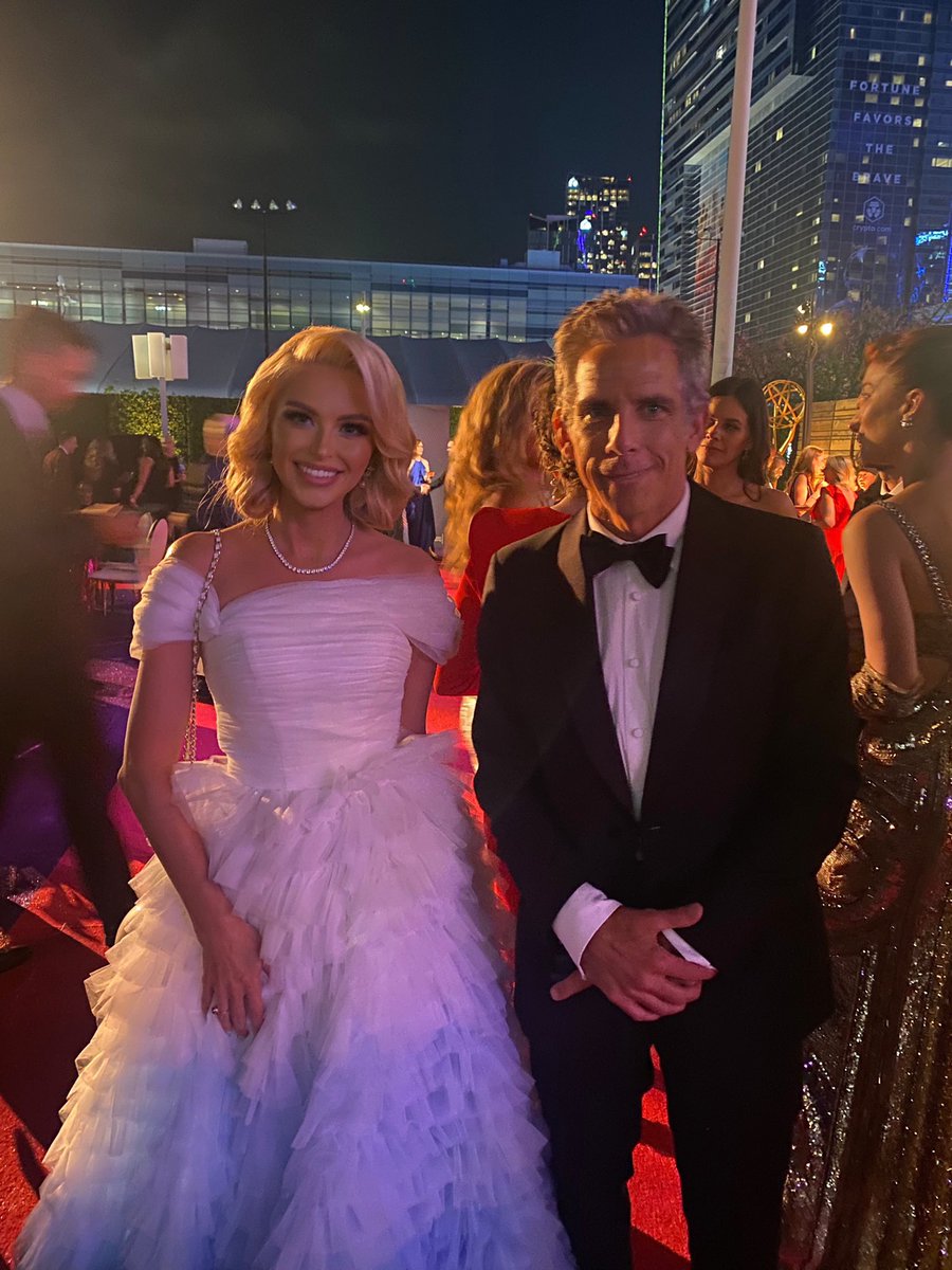 Lindsay Davis tweet media