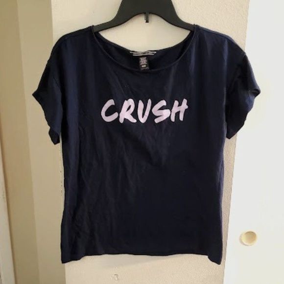 jenbippp's tweet photo. So good I had to share! Check out all the items I'm loving on @Poshmarkapp from @Heather19617157 #poshmark #fashion #style #shopmycloset #americaneagleoutfitters #victoriassecret: https://t.co/cIVb77LGyT https://t.co/v4CTIxoA6x