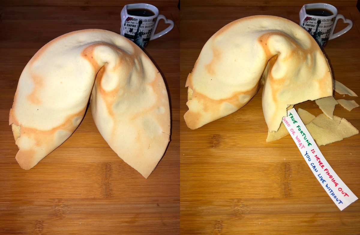 GottaBeCrazy2's tweet photo. May you have a fortunate #FortuneCookieDay!

#GISH2022 #Item66: Bake the largest fortune cookie the world has ever seen. Massive. HUGE. The biggest anyone can create. On the slip inside, write out your own definition of true fortune.
 #GISH #TeamGottaBeCrazy https://t.co/JDXx4UZpqm
