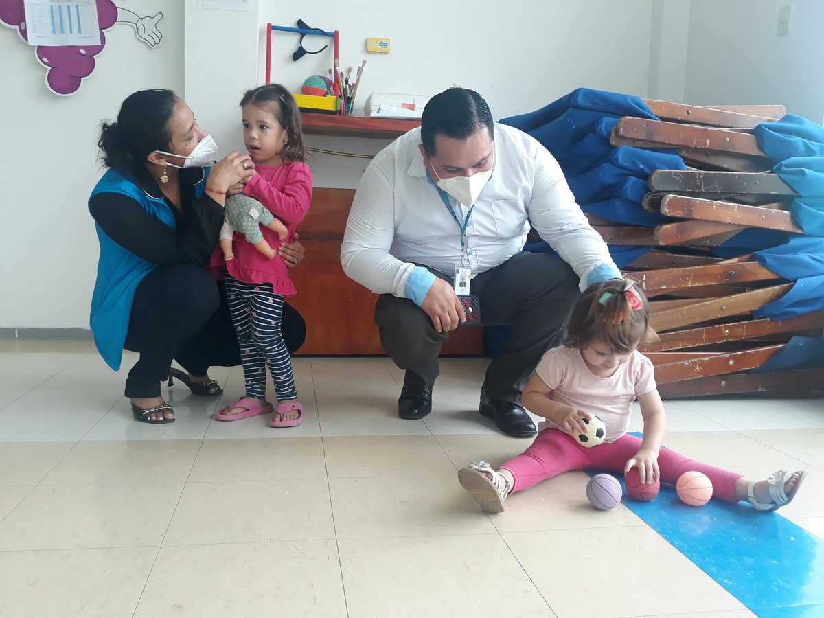 Patricioav70's tweet photo. #MIESZona4| En recorrido por el Cantón 📍#Rocafuerte visitamos el CDI Emblemático👼 #AngelDeMiGuarda donde pudimos observar las instalaciones 🏢y constatar el buen estado de materiales 🧩🧸con los que se brinda la atención a nuestros usuarios👶.
@EstebanBernalB
@JulyHidalgo9 https://t.co/z4c4LeuNdA