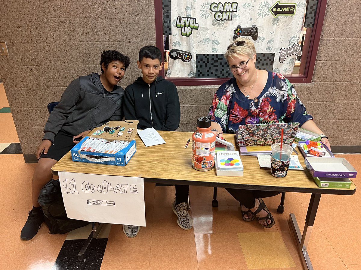 angelique barone tweet media