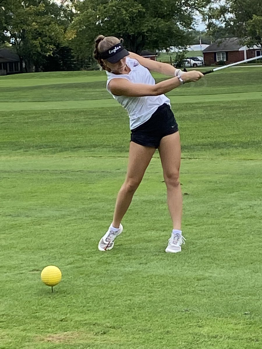 FranktonHS_Golf's tweet photo. The Lady Eagles (172) finish the season two strokes from a school record vs Lapel (173) and Pendleton (176)!
Chloe’ Wenger 37 PB
Bella Dean 45
Hannah Cain 45
Kylie Tomlinson 45 PB
Launa Hamaker 46 PB
Lily Hall 56
Season record: 14-3
@FranktonAthleti @hunt_Rob @michelle_garmon https://t.co/gkVMCeMCtH