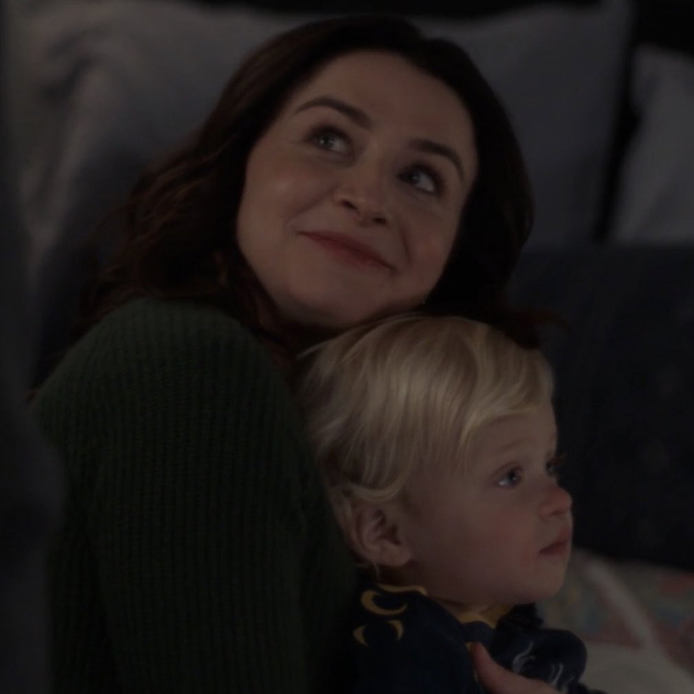 meliathinker's tweet photo. they better keep amelia smiling like this in s19. https://t.co/zWPx2S1S0x