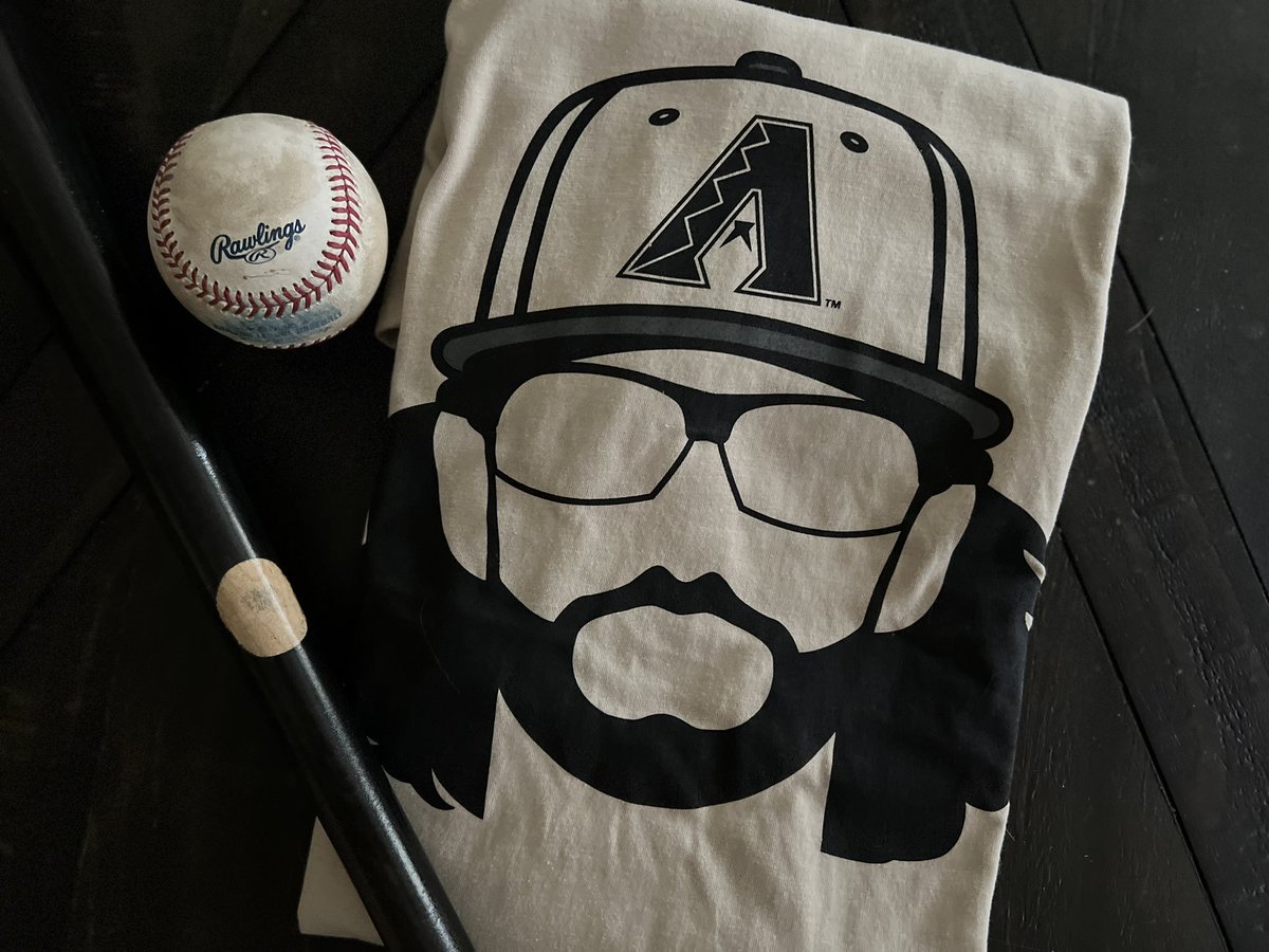 PHNX_Dbacks's tweet image. In honor of Zac Gallen’s franchise record scoreless streak, we are giving away this #Dbacks Zac Gallen Day shirt! 

Follow us, like and retweet this tweet to be entered! Winner will be selected on our live show Sunday 09/18. Good luck!