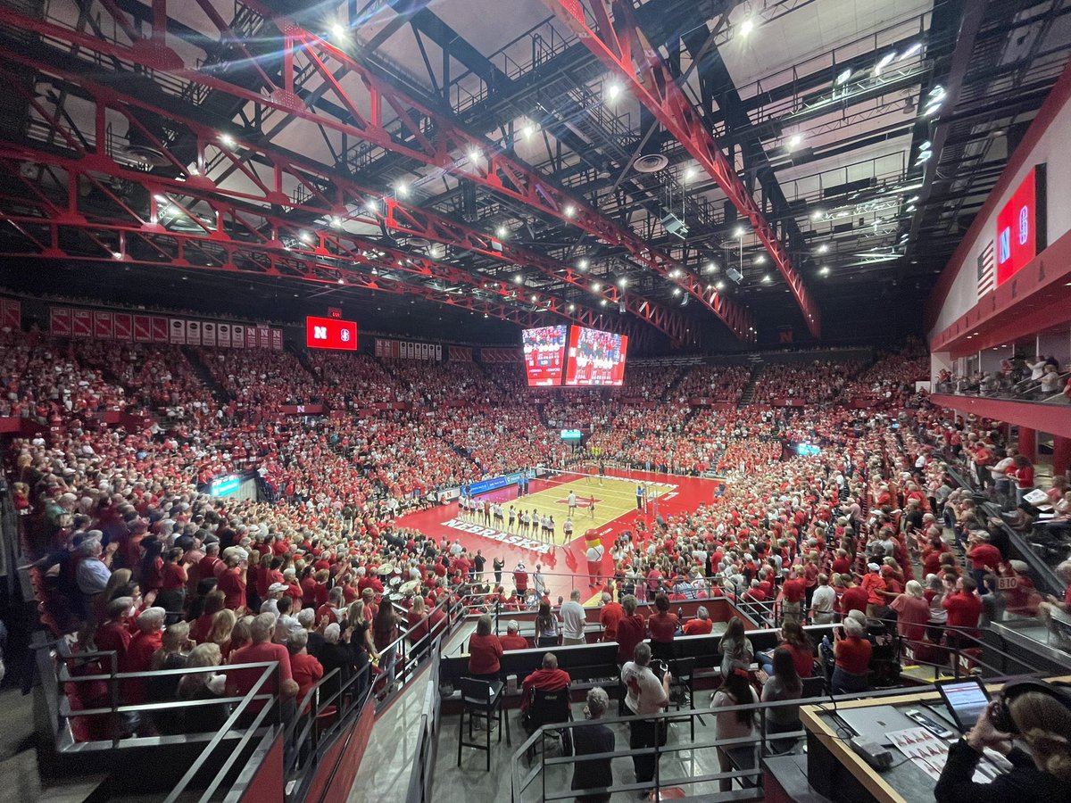 emilyehman's tweet photo. Yes, this is an 8,000 person crowd to watch volleyball.

And yes, this happens every game for @Huskervball. #B1GBlockParty https://t.co/icHr7GAkA8