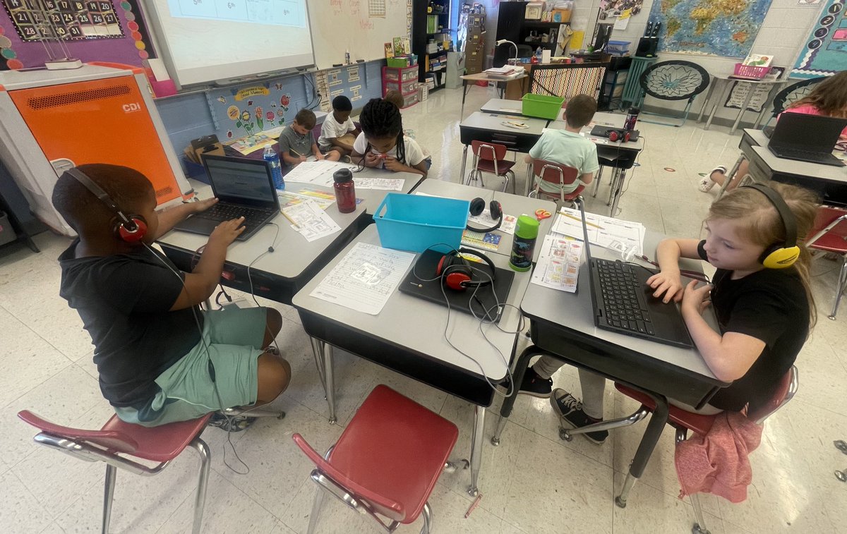 My kiddos worked so hard today in literacy centers!! I’m so proud of them!! #2ndgrade <a href="/GWTPrimary/">G.W. Trenholm</a> <a href="/TuscumbiaCitySc/">Tuscumbia City Schools</a>