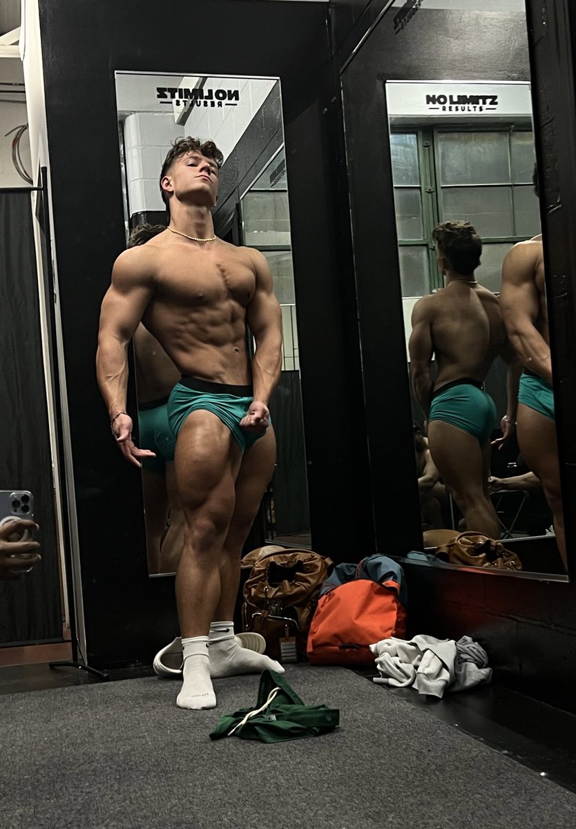 A. W. on Twitter "RT austintw_tter03 Never be satisfied 😜"